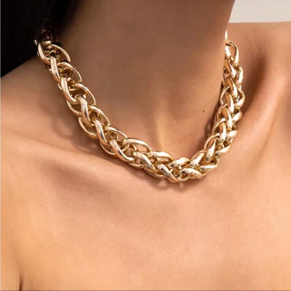 NEW 18K GOLD CHUNKY CHOKER NECKLACE 50CM